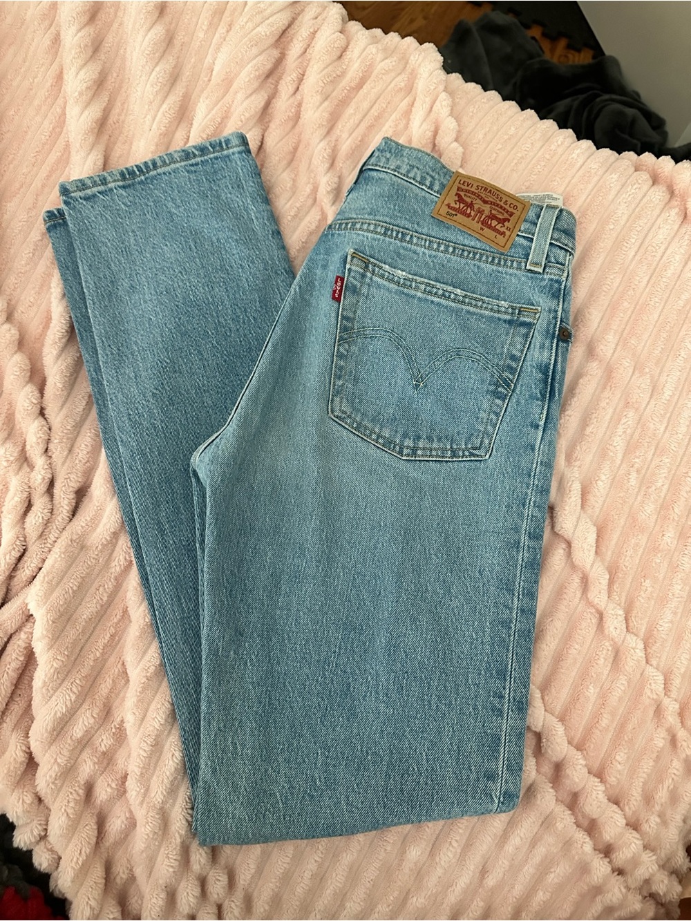 Women’s levis 501 jeans size 26